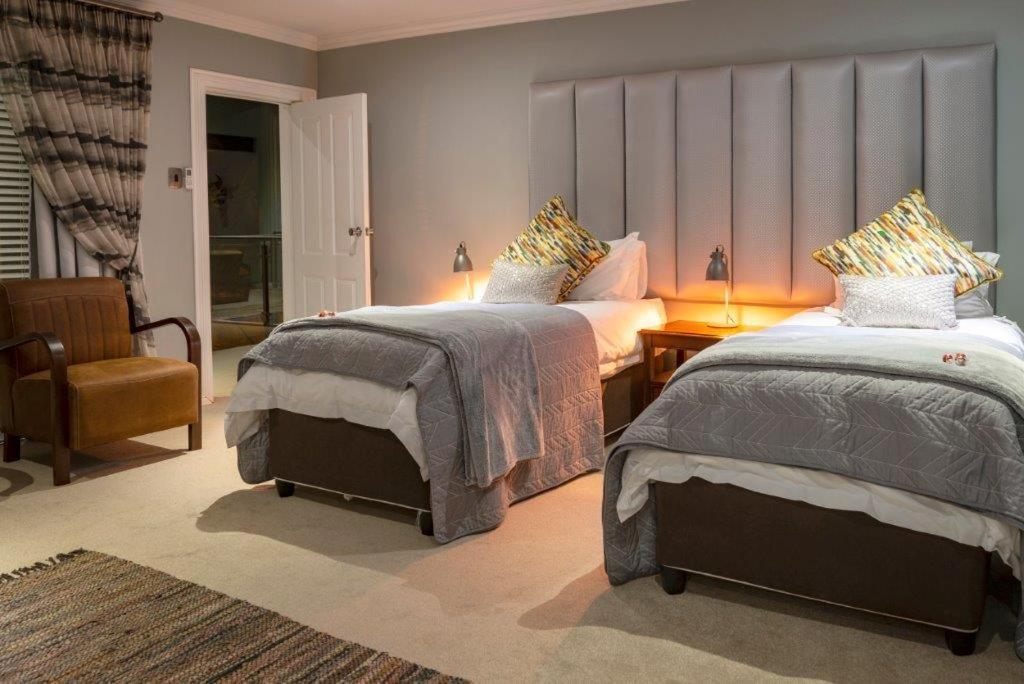 Middelwater Farm Hotel Bloemfontein Esterno foto
